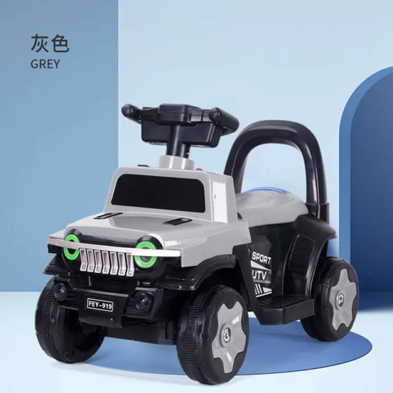 عربات الأطفال الكهربائية بأربعة عجلات يمكن ركوبها للأطفال بعمر 2 - 4 سنوات سيارة لعبة كهربائية متعددة الوظائف سيارة كهربائية للأطفال